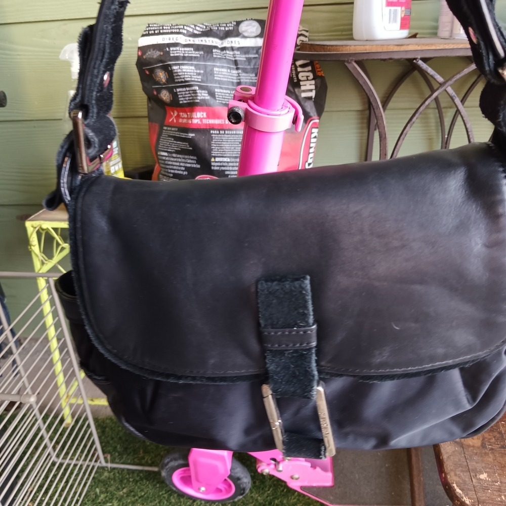 Furla Black Leather/Suede Shoulder Bag